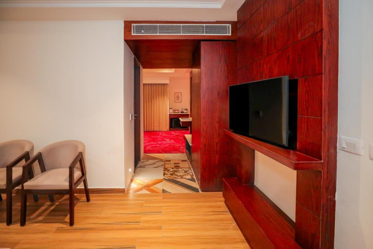 Regenta Place Phagwara By Royal Orchid Hotels Limited Bagian luar foto