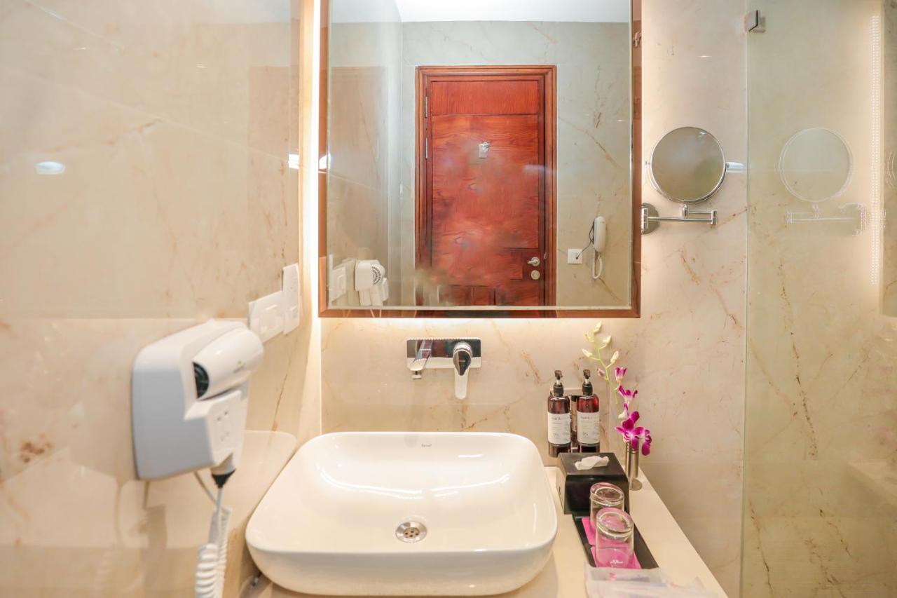 Regenta Place Phagwara By Royal Orchid Hotels Limited Bagian luar foto